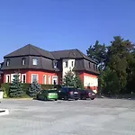 V Zalesi Pensionat