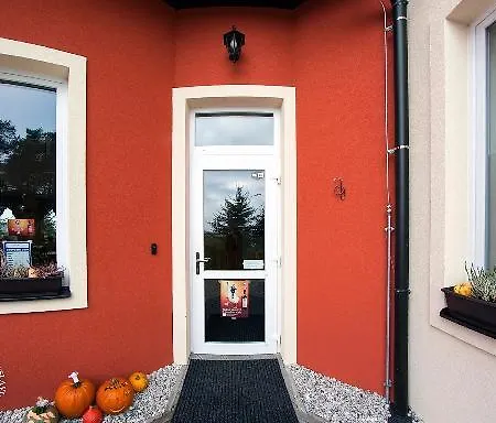 Πανσιόν V Zalesi Mladá Boleslav