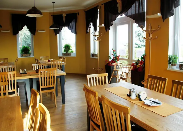 V Zalesi Konukevi 3*